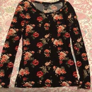 Rue21 long sleeve tee